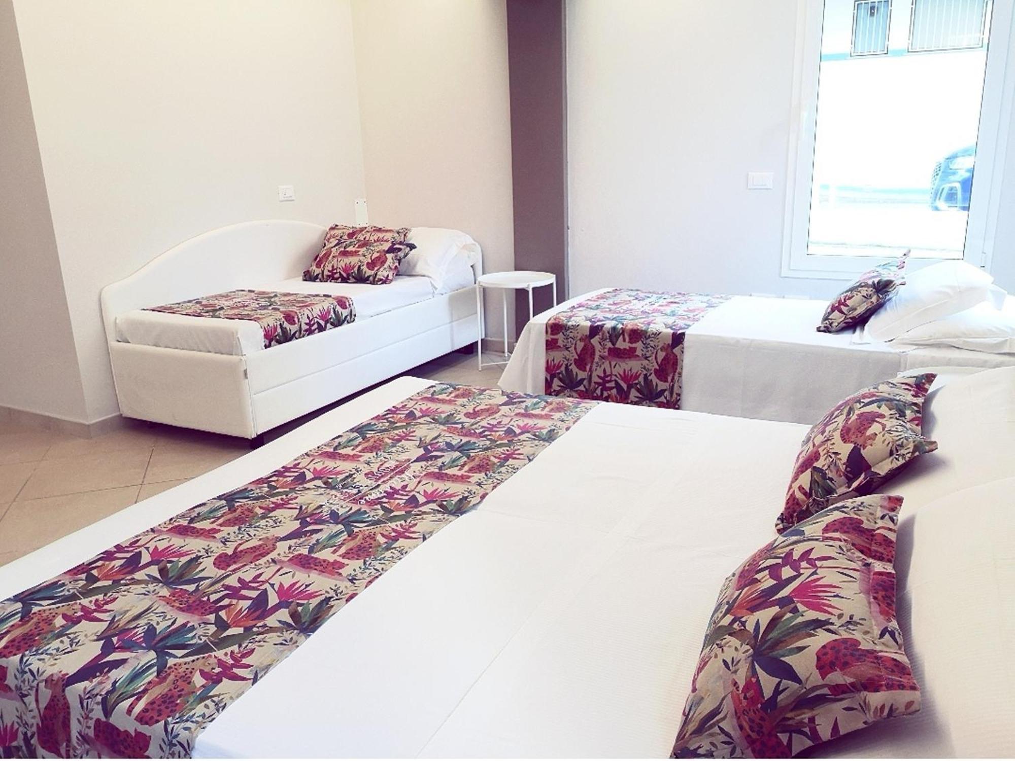 Hotel Amalfi - Smart Hotel Riccione Rum bild